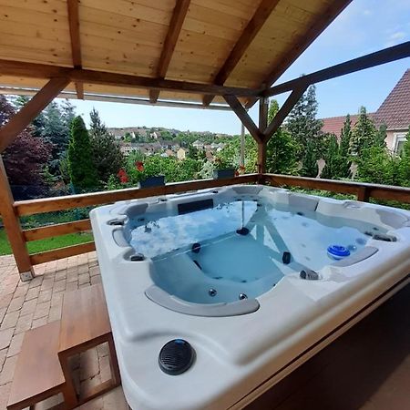 Bed and Breakfast Flamingo Vendeghaz Эгер Экстерьер фото