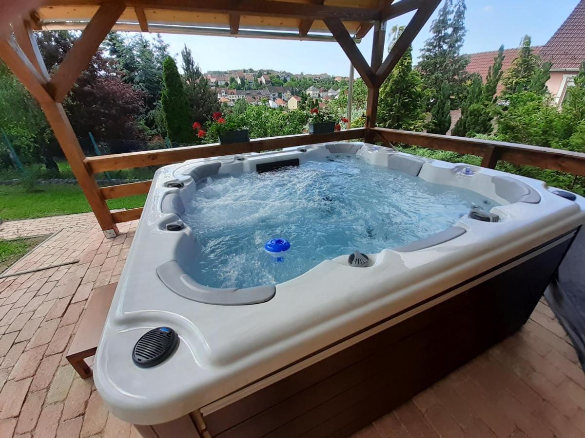 Bed and Breakfast Flamingo Vendeghaz Эгер Экстерьер фото