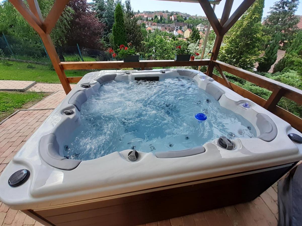 Bed and Breakfast Flamingo Vendeghaz Эгер Экстерьер фото