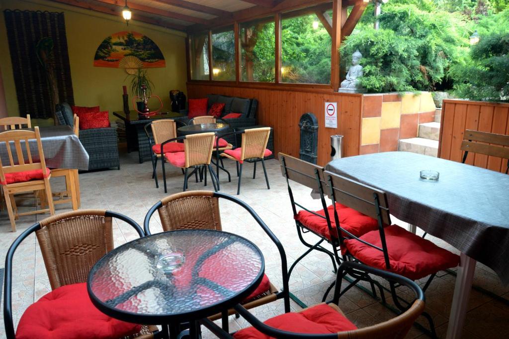 Bed and Breakfast Flamingo Vendeghaz Эгер Экстерьер фото